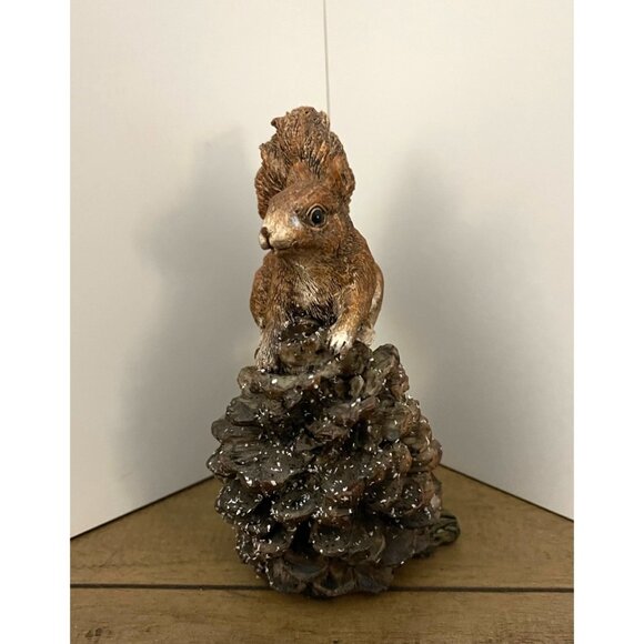 Squirrel Figurine Climbing Pinecone Hand-Painted Decor Collectible Cottagecore - Picture 2 of 4